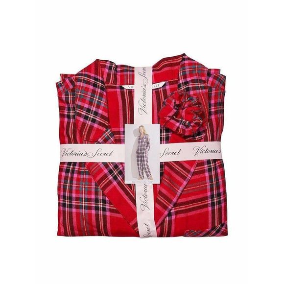 NWT VICTORIA'S SECRET S,M,XL PJ SET sleepwear flannel red PLAID black CHRISTMAS - Picture 3 of 3